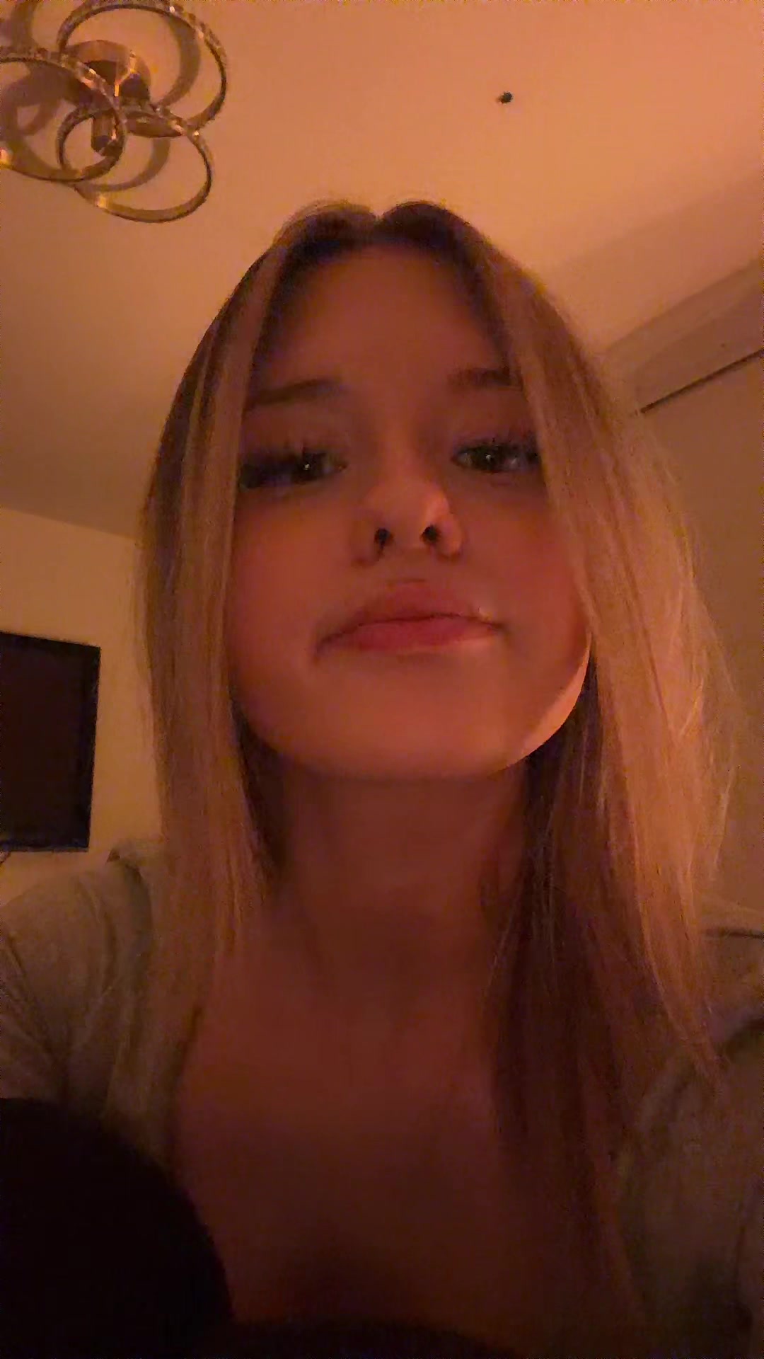 @oliviax03