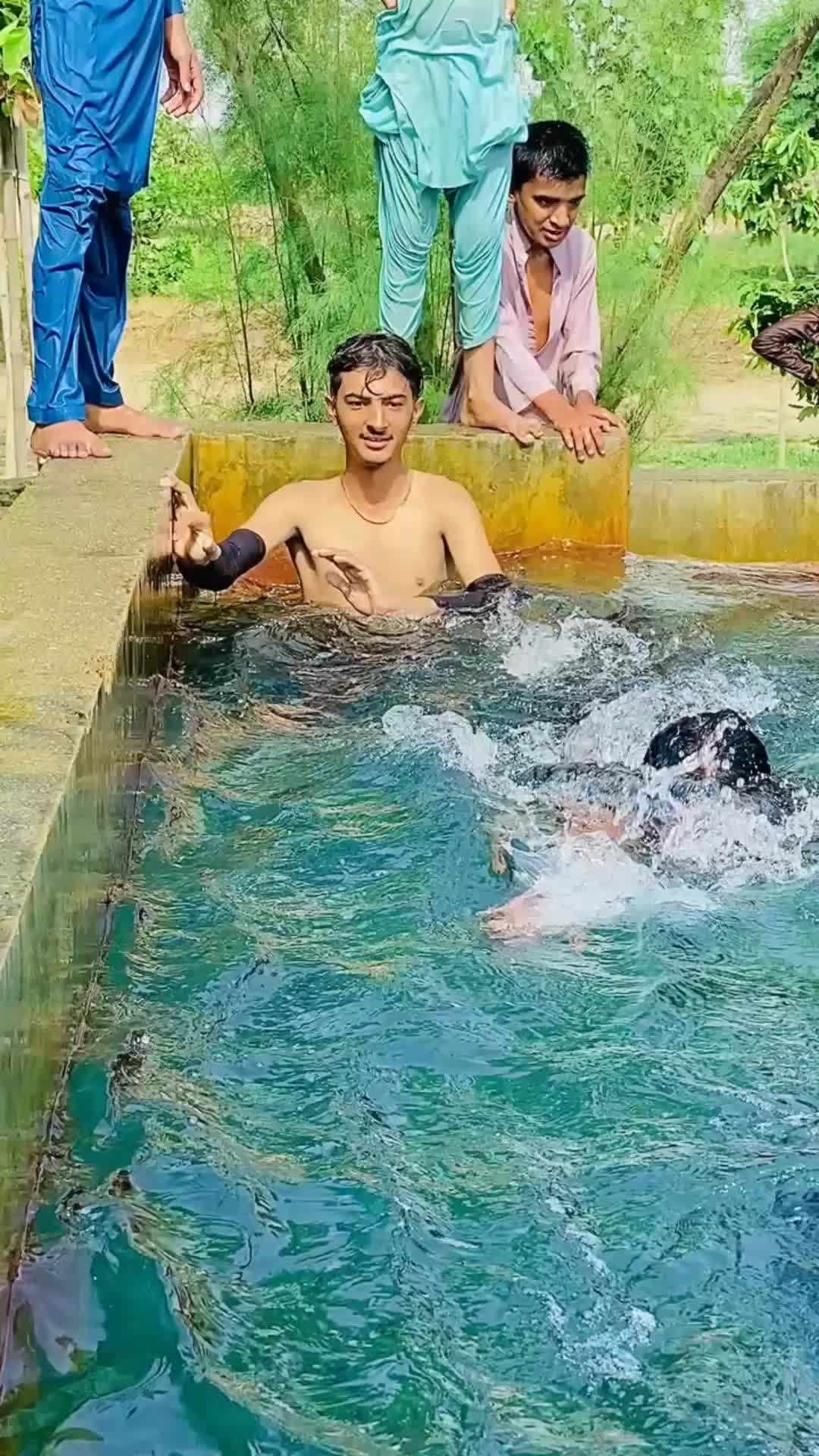 @DX ZANI MEHAR メ