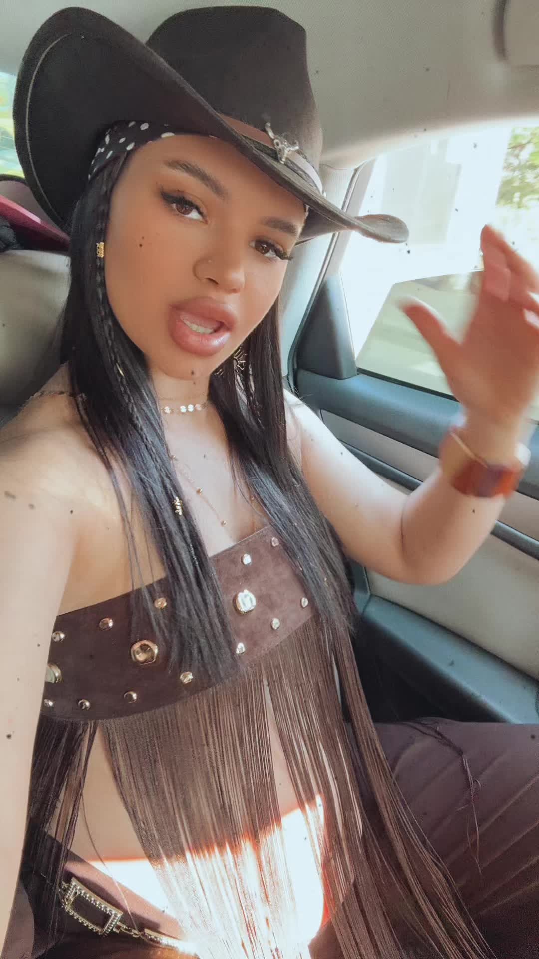 @Cristina Bogaciu
