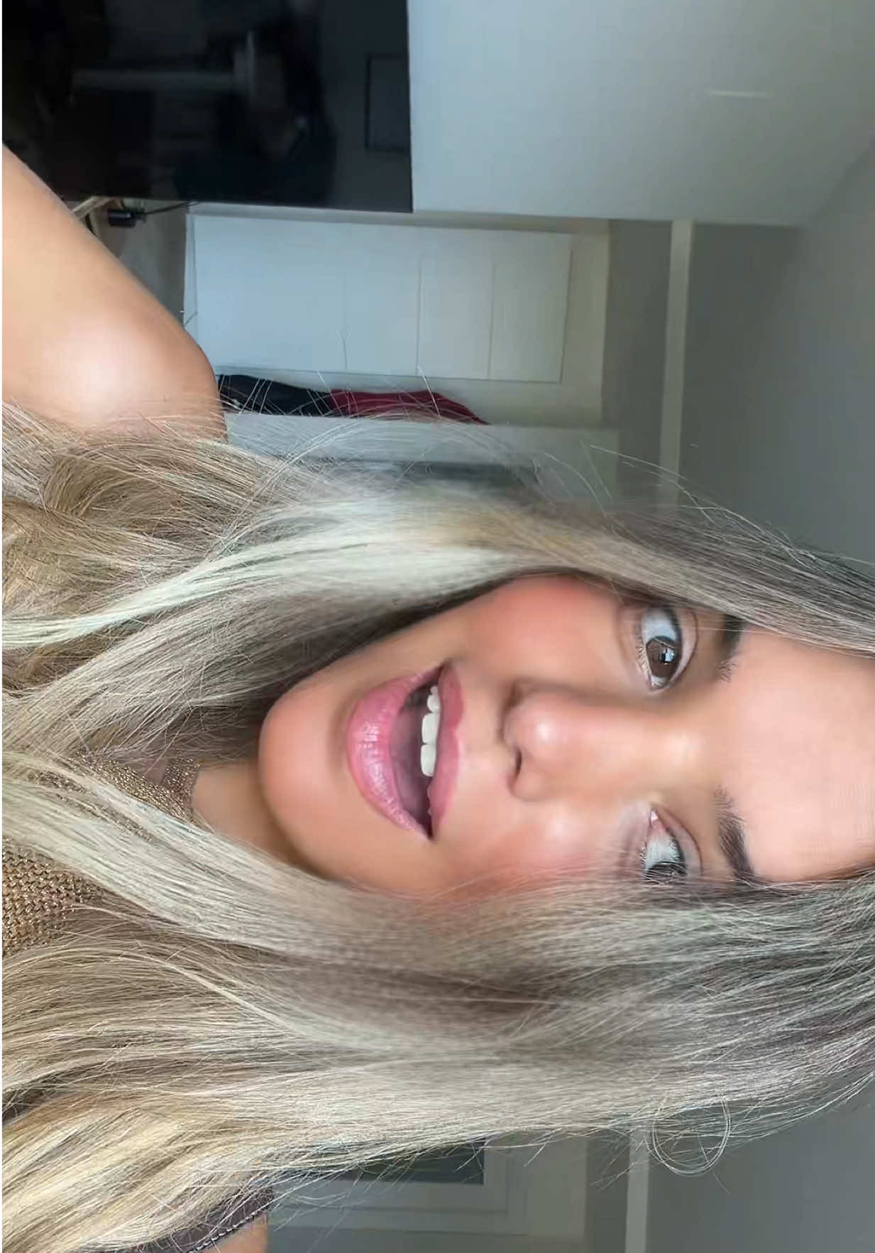@Miri 🦋🌸