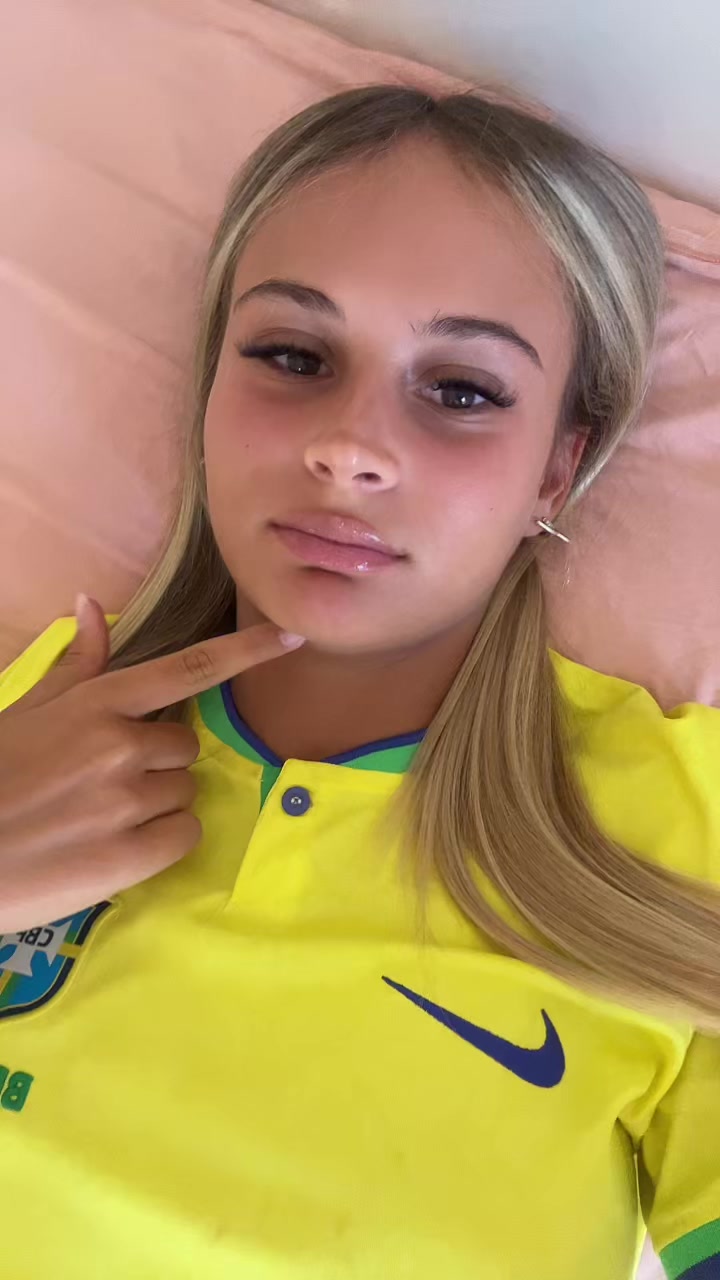 @rebeccamoret