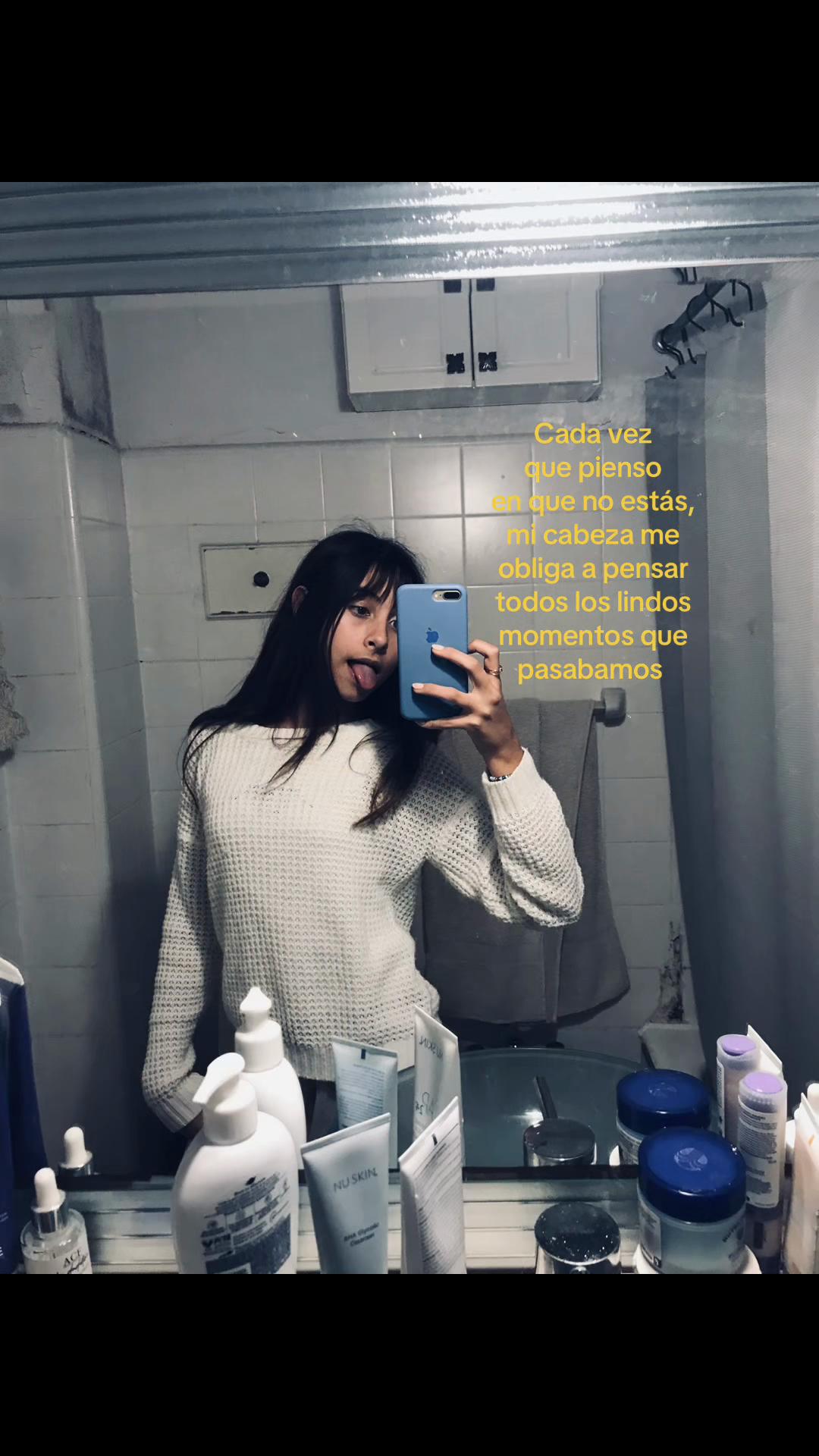 @Ximena González