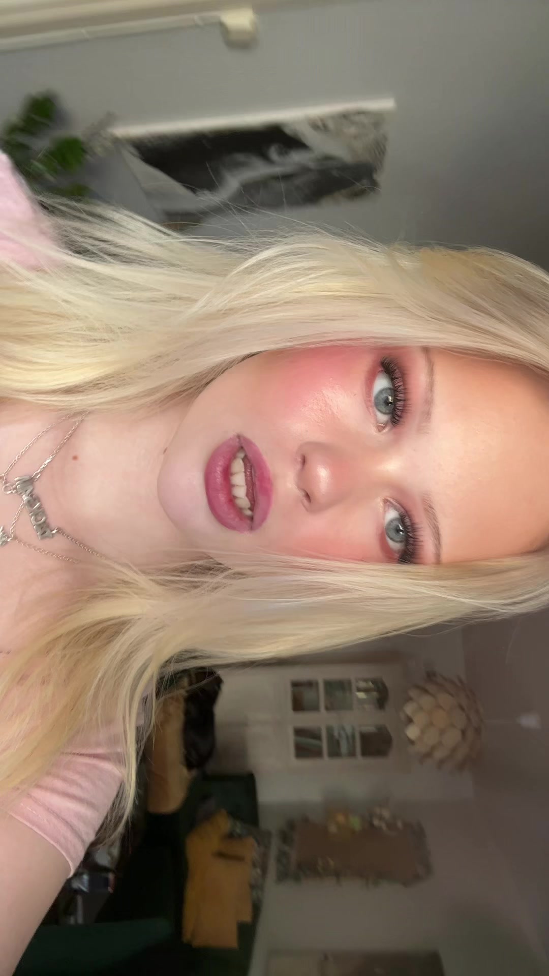 @elina