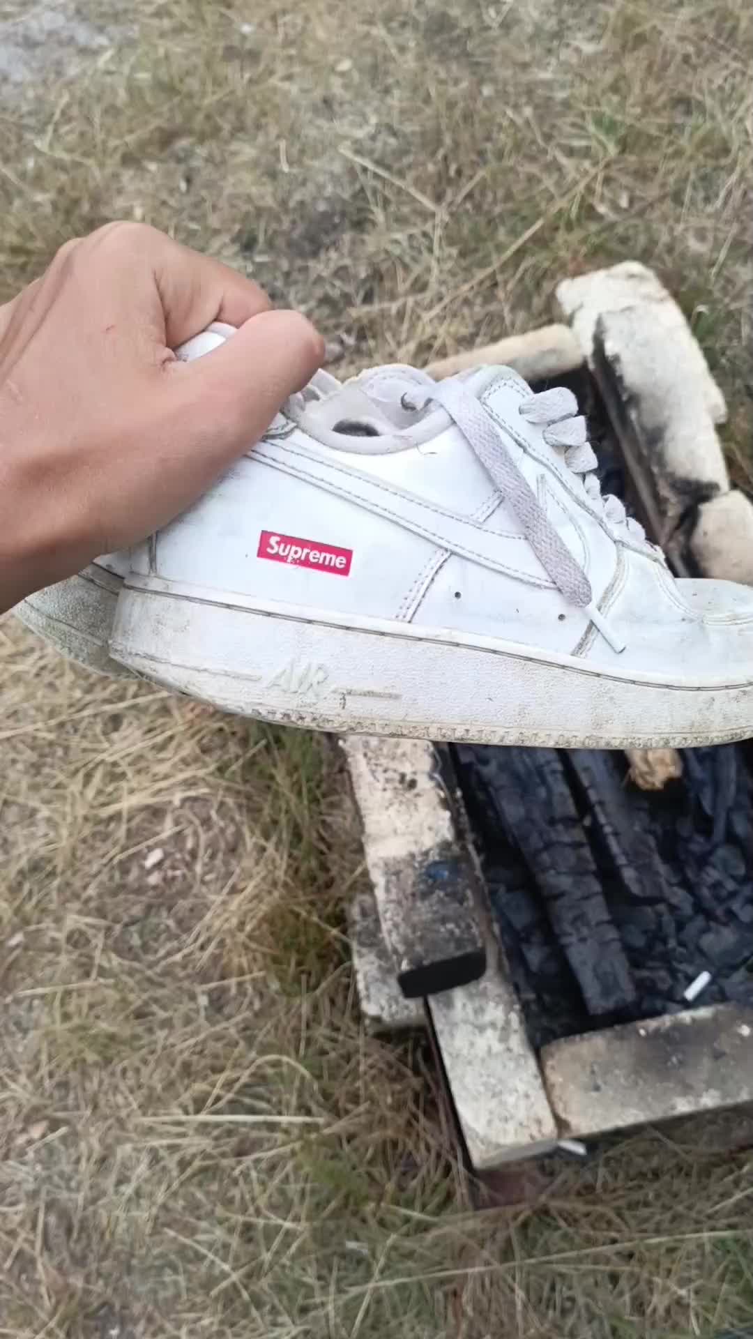 @артем жидкий🤪