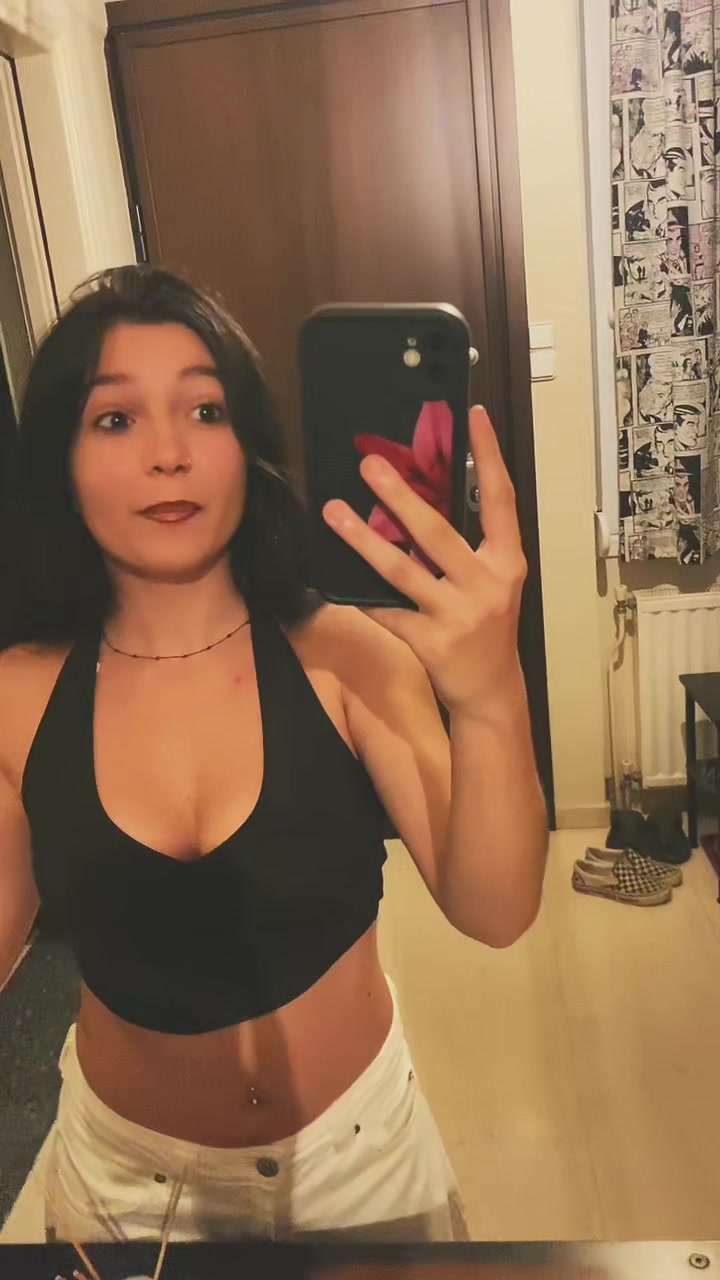 @👩🏻