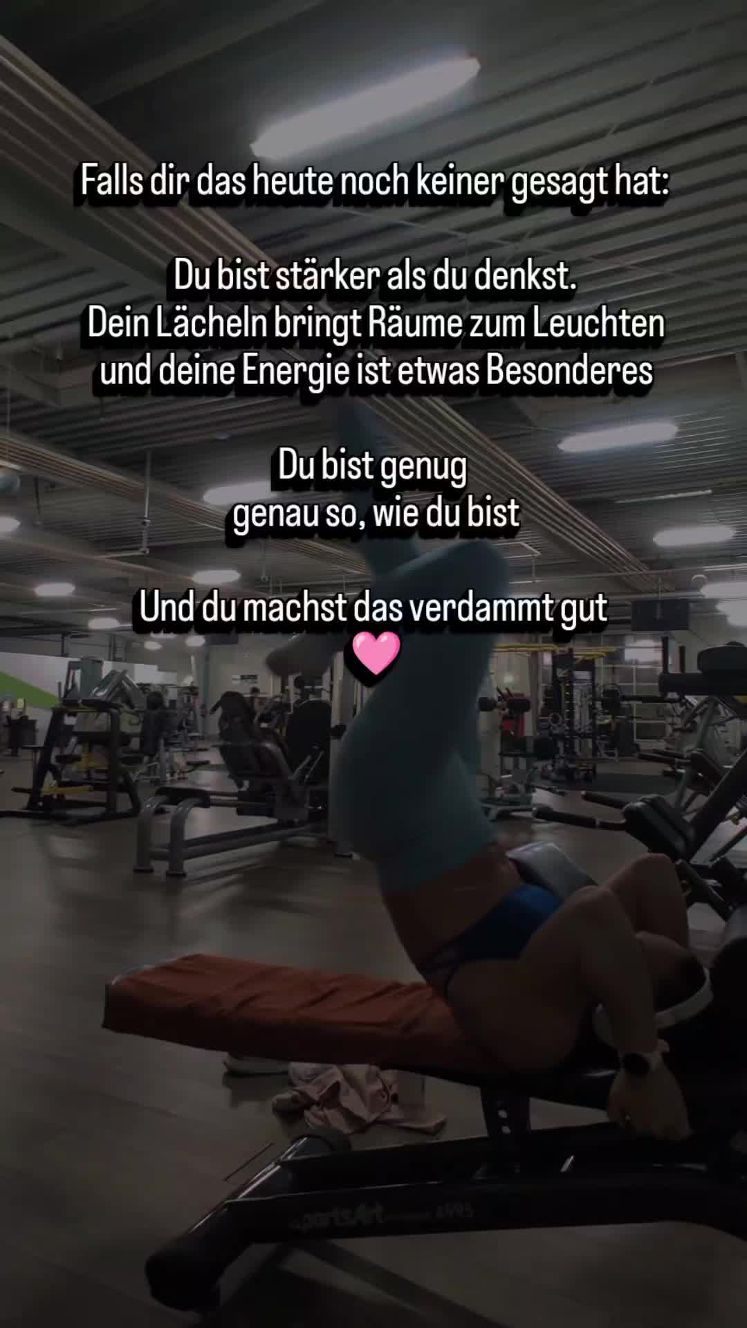 @Jule 🦊🌸