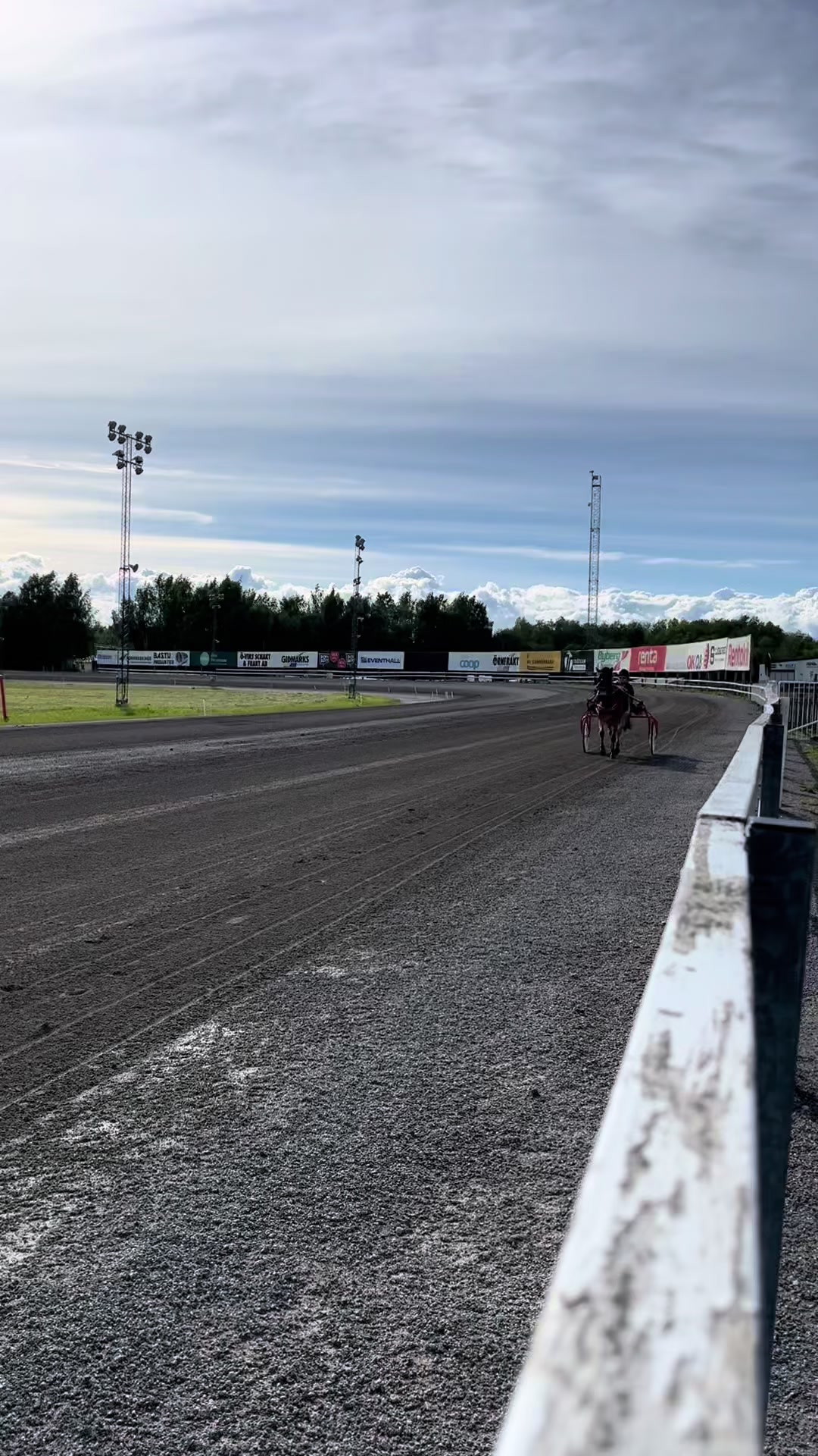@ℐ𝓈𝒶𝒽 ℒ𝒾𝓃𝒹𝒷ℯ𝓇𝑔 🇸🇪