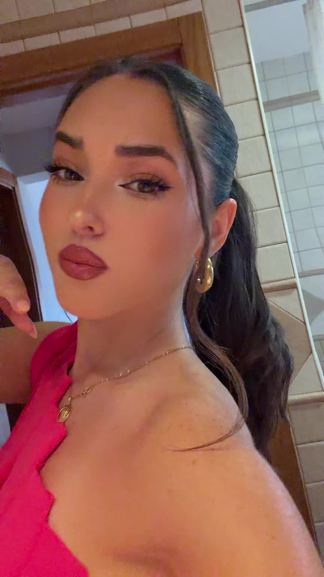@taniamengual