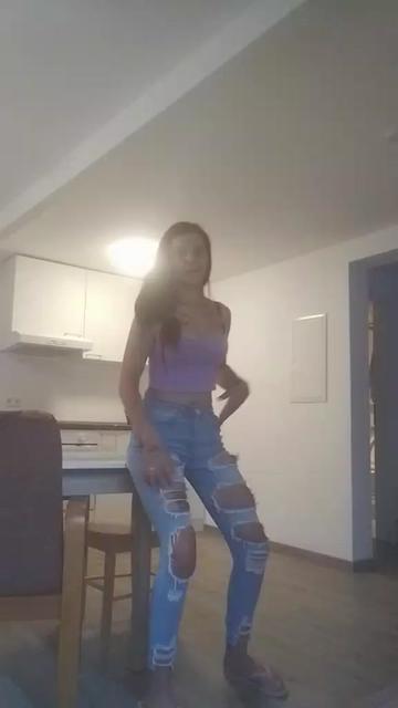@💕Moldoveanca cu tupeu💕