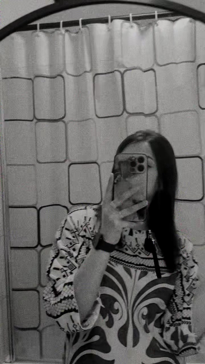 @notyourqueen 🇬🇧