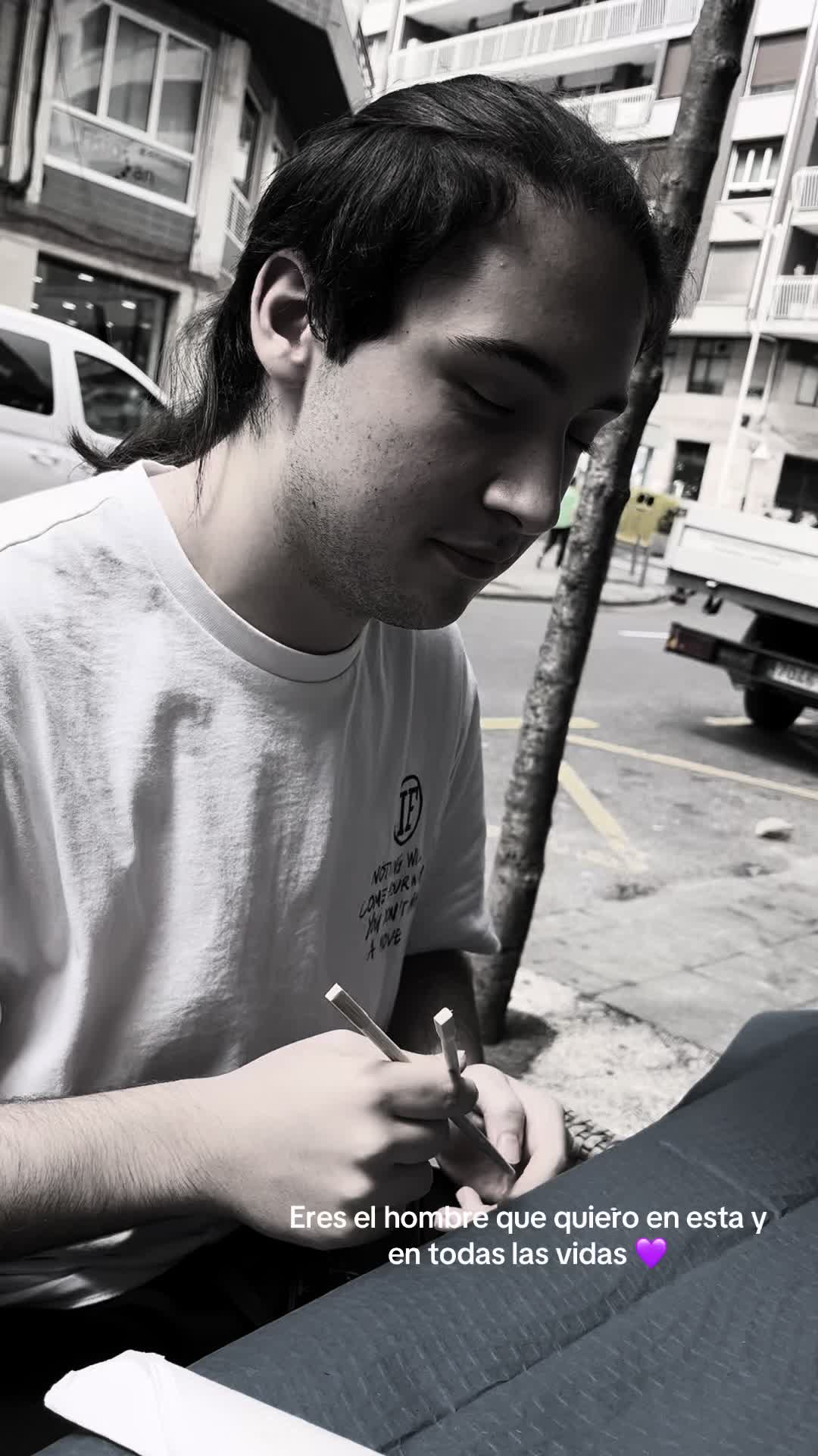 @𝒰𝓃𝒶𝓍,𝓈 𝒲𝒾𝒻ℯ♡