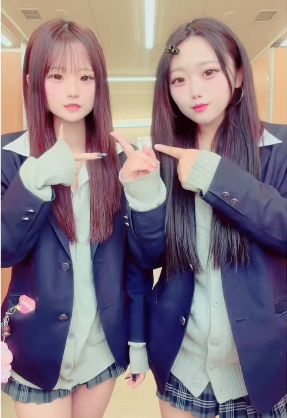 @やまりー