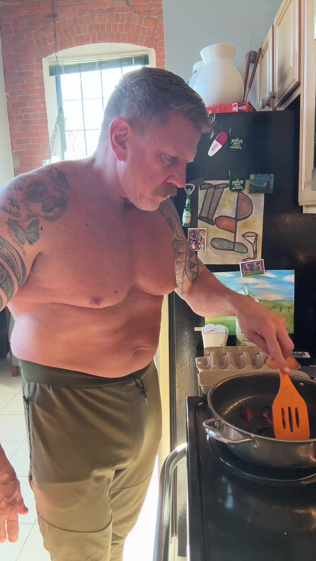 @daddyupstairs