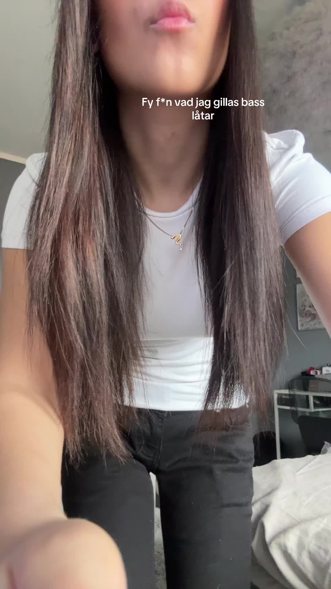 @Felicia