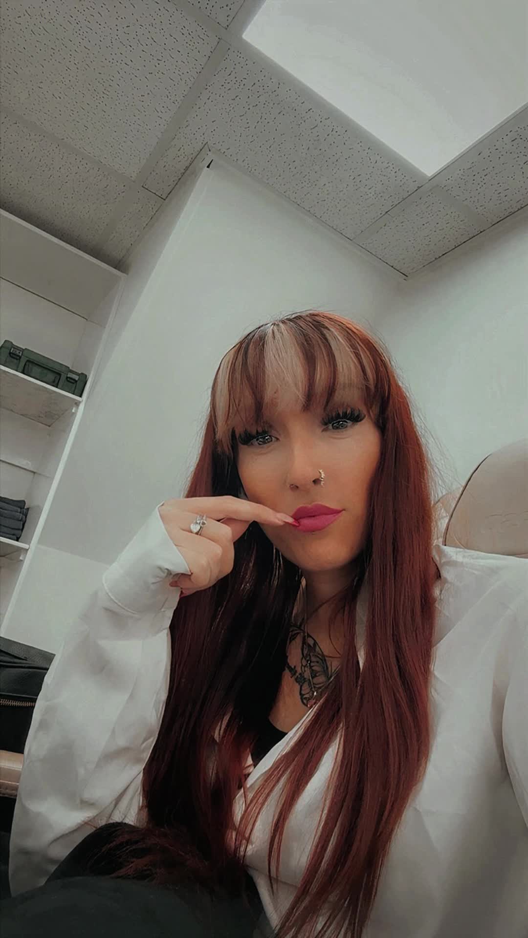 @OOPSItsPatricia💃🏻💁🏻♀️