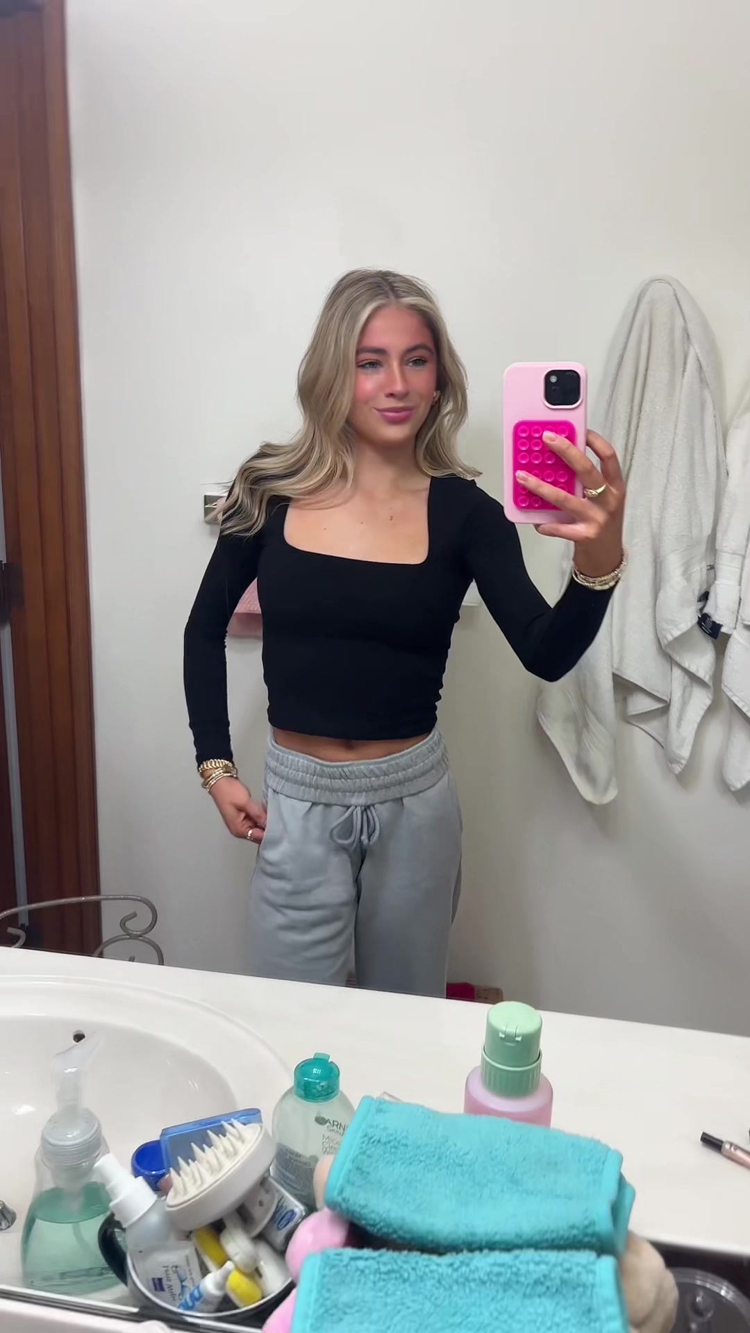 @theolivianagyy