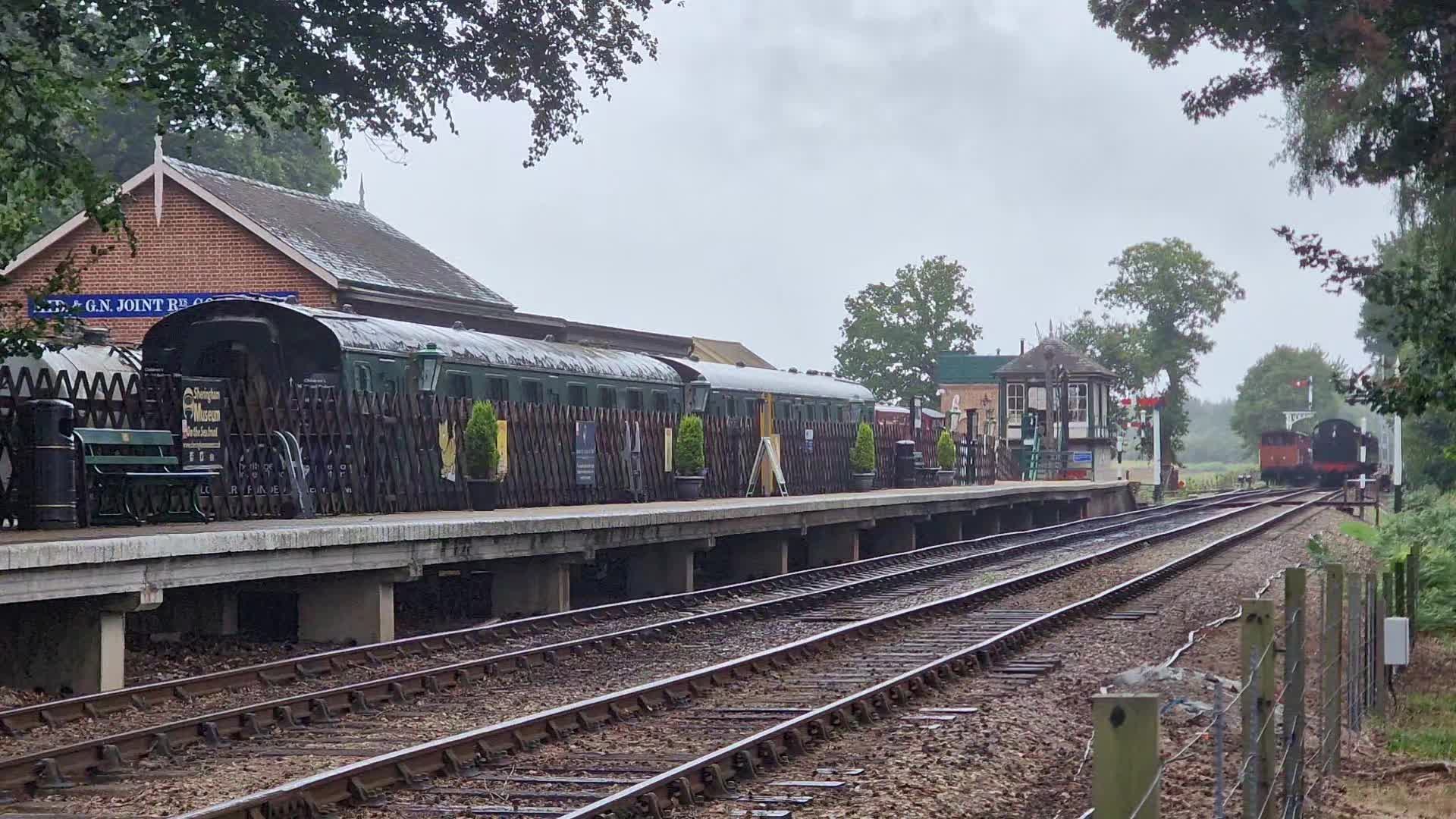 @LynnRailUK