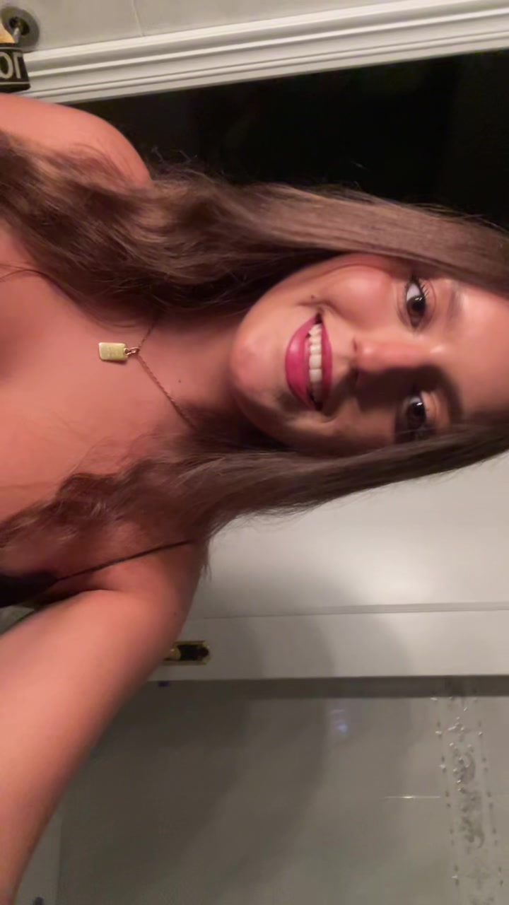 @lauu👩🏻🦲