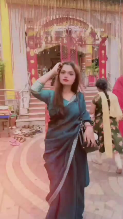 @Nìdhî_Adhikâri 22