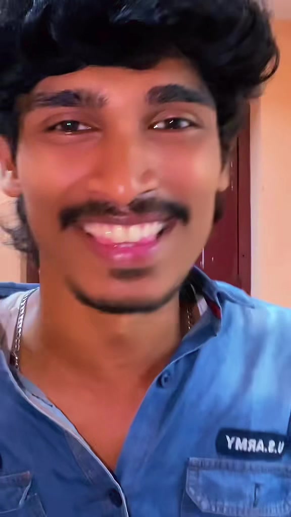 @😉Romantic Rowdy 😉
