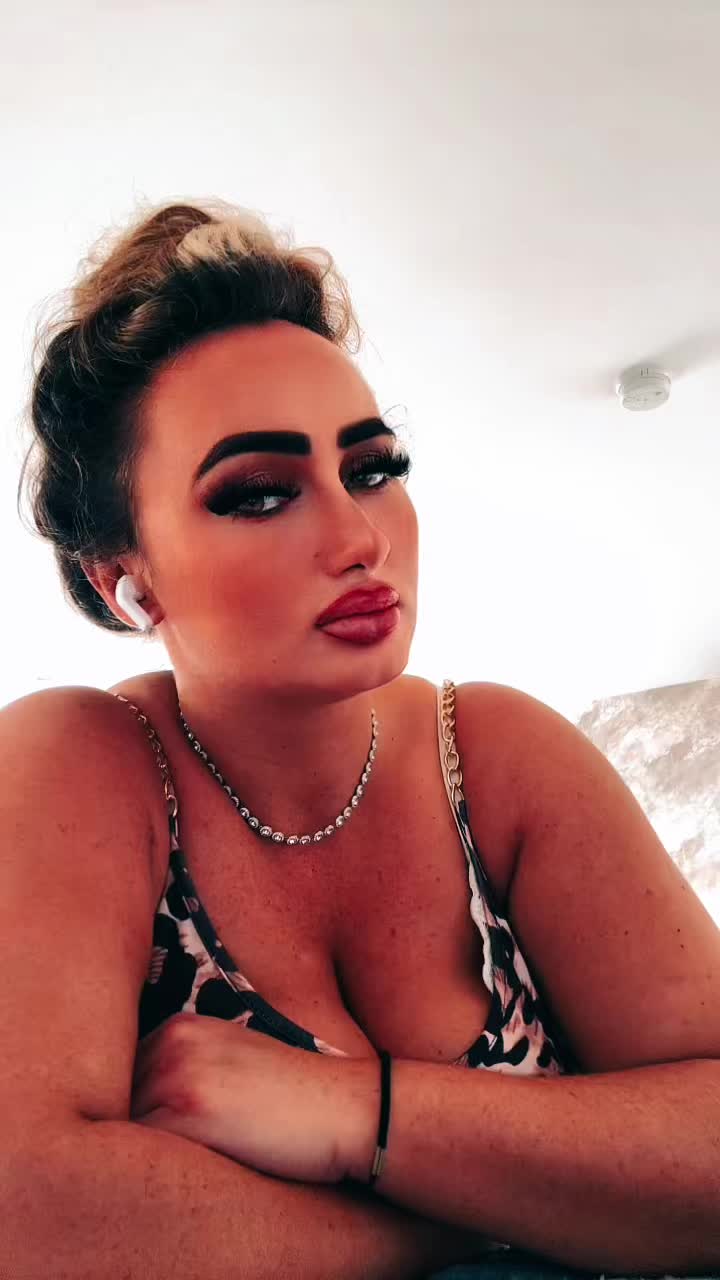 @Badgyal25