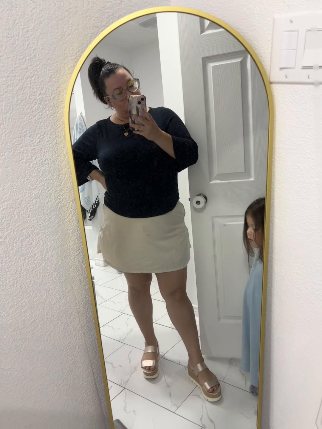 @Val | Size 18&bull;Mom&bull;Style+Travel