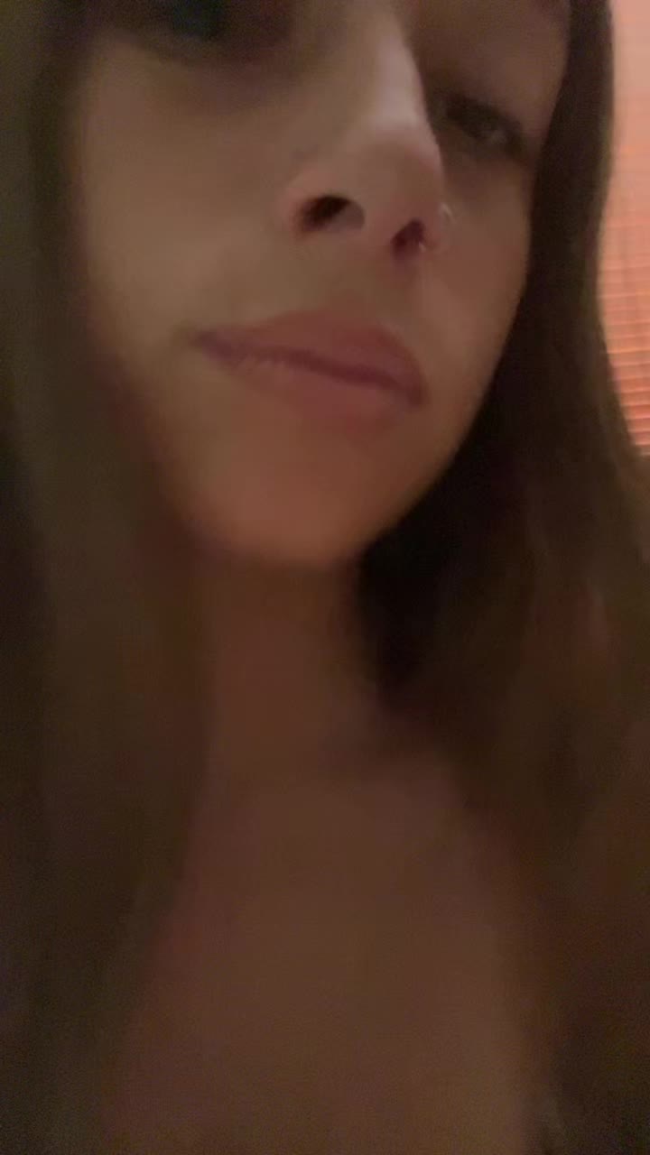 @🧟♀️