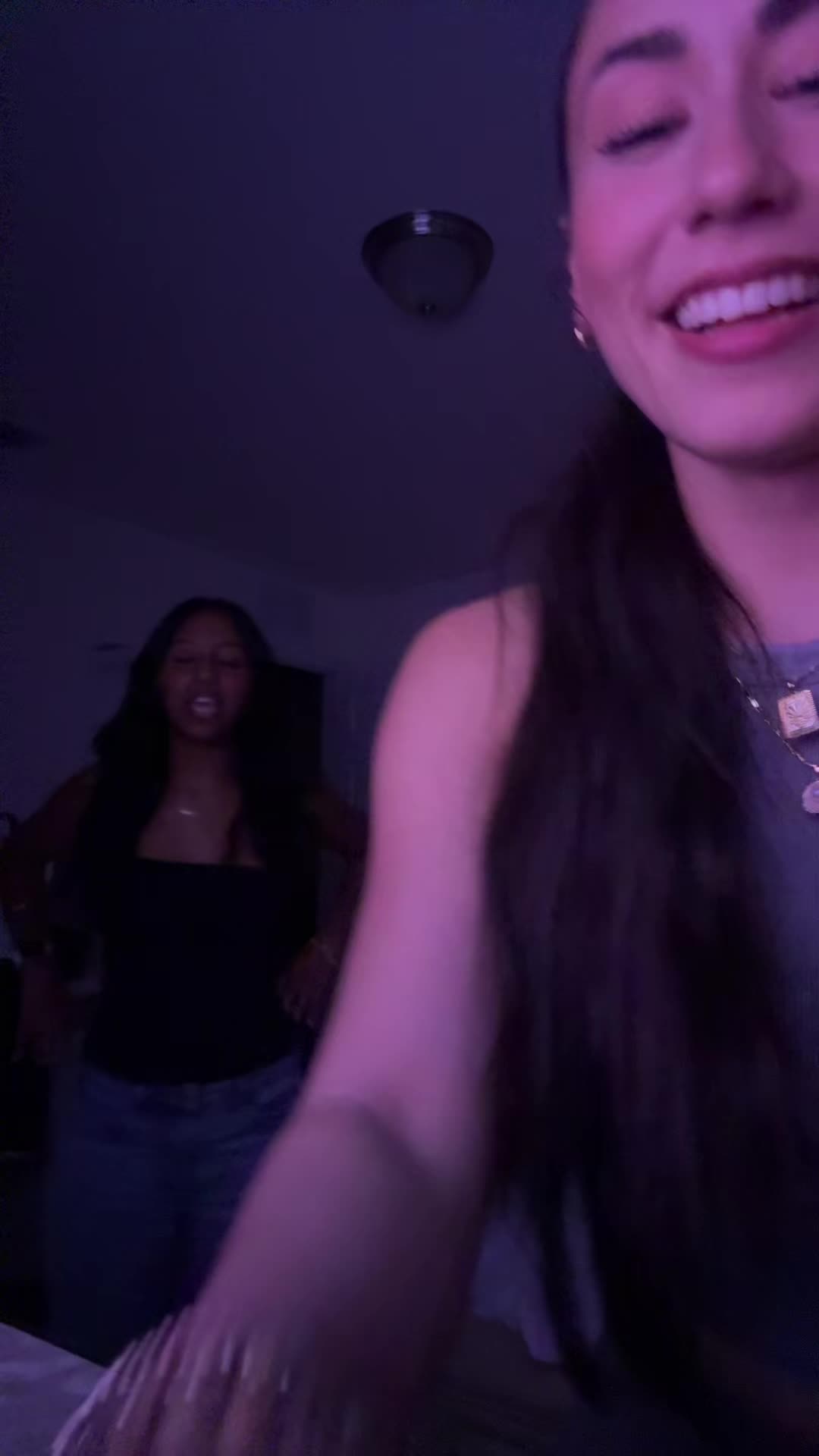 @camili