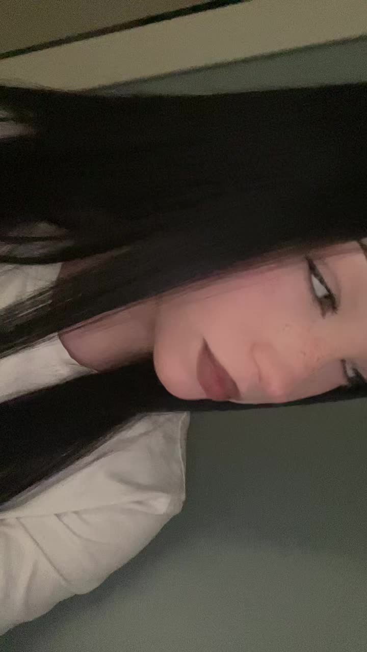 @дуня👅
