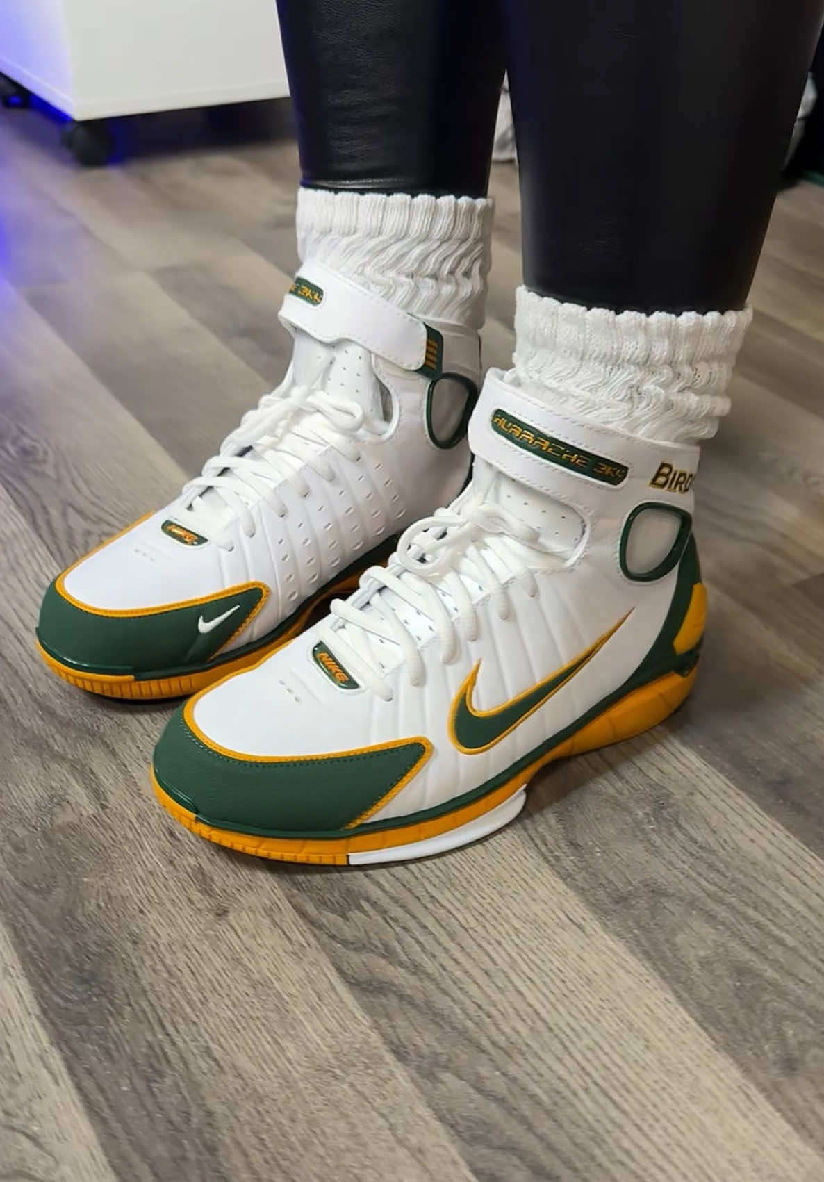 @uniqsolethic