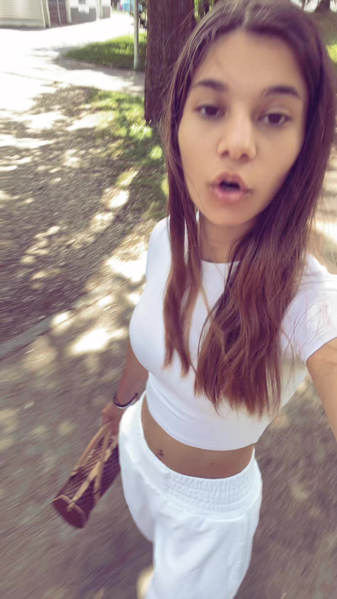 @izabella.love