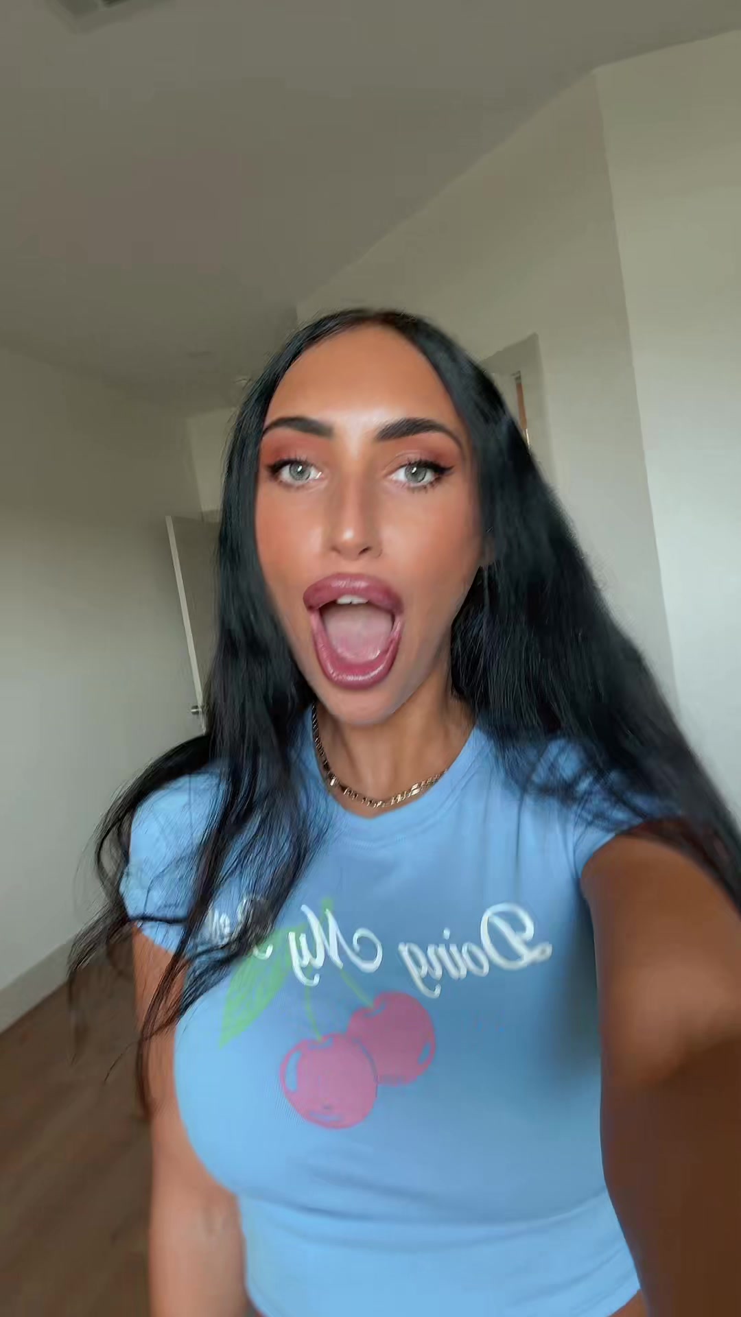 @Victoria Steele 🦋