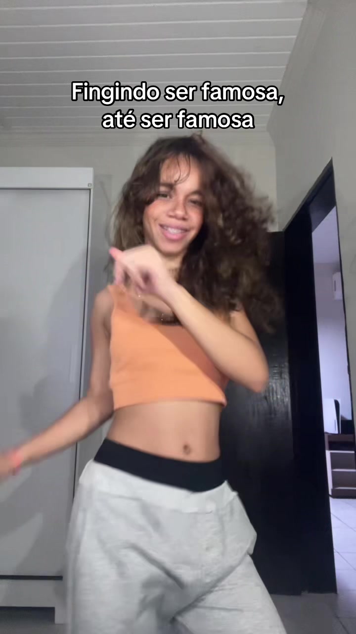 @llulluferrazs2