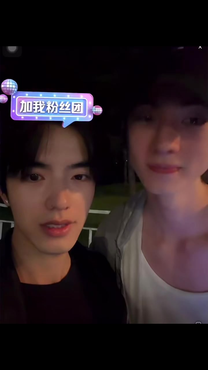 @♡ 𝐬𝐡𝐢𝐩𝐩𝐞𝐫𝐁𝐋𝐨𝐬𝐬 ♡