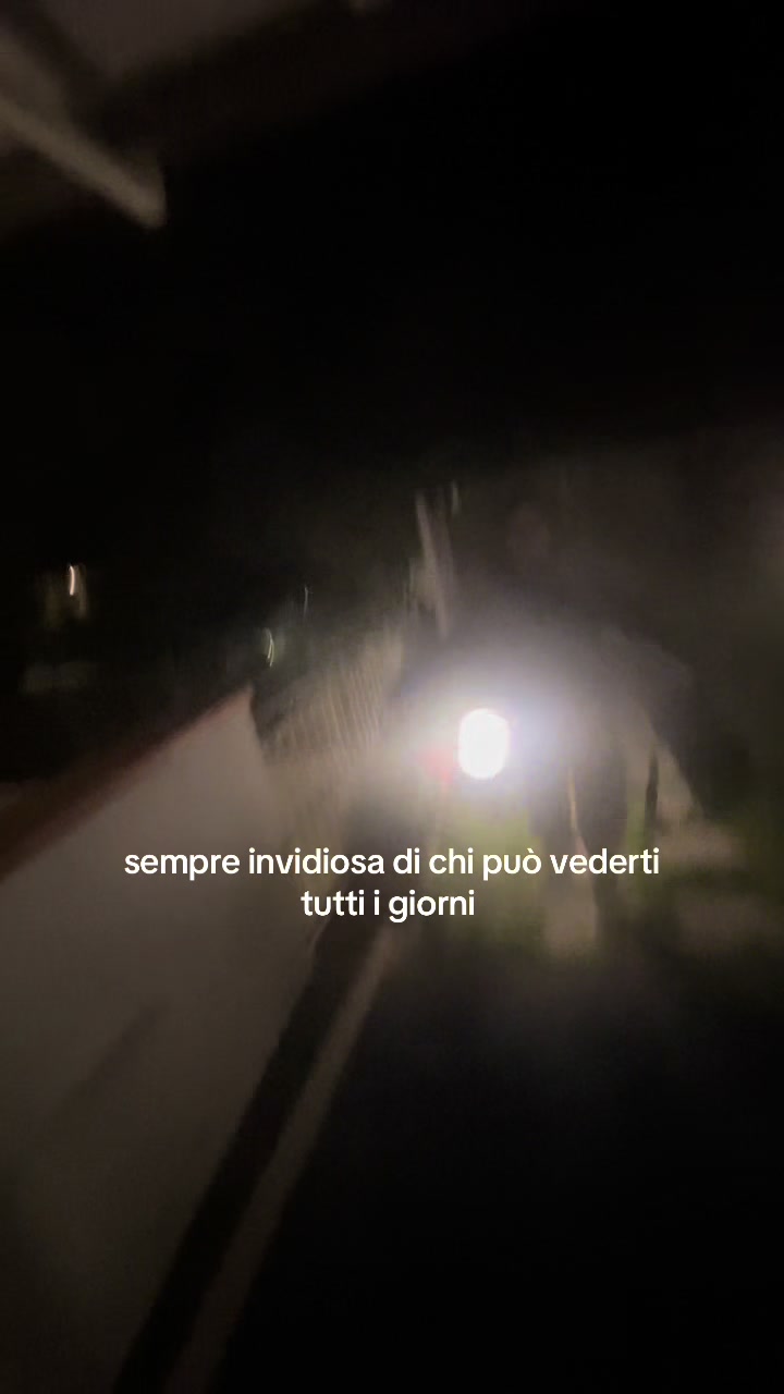 @elisaliparii