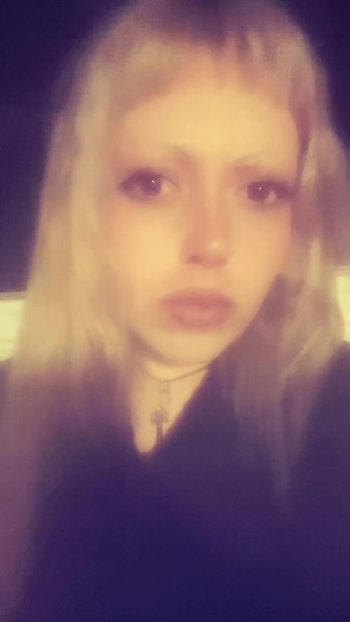 @autisticd0ll