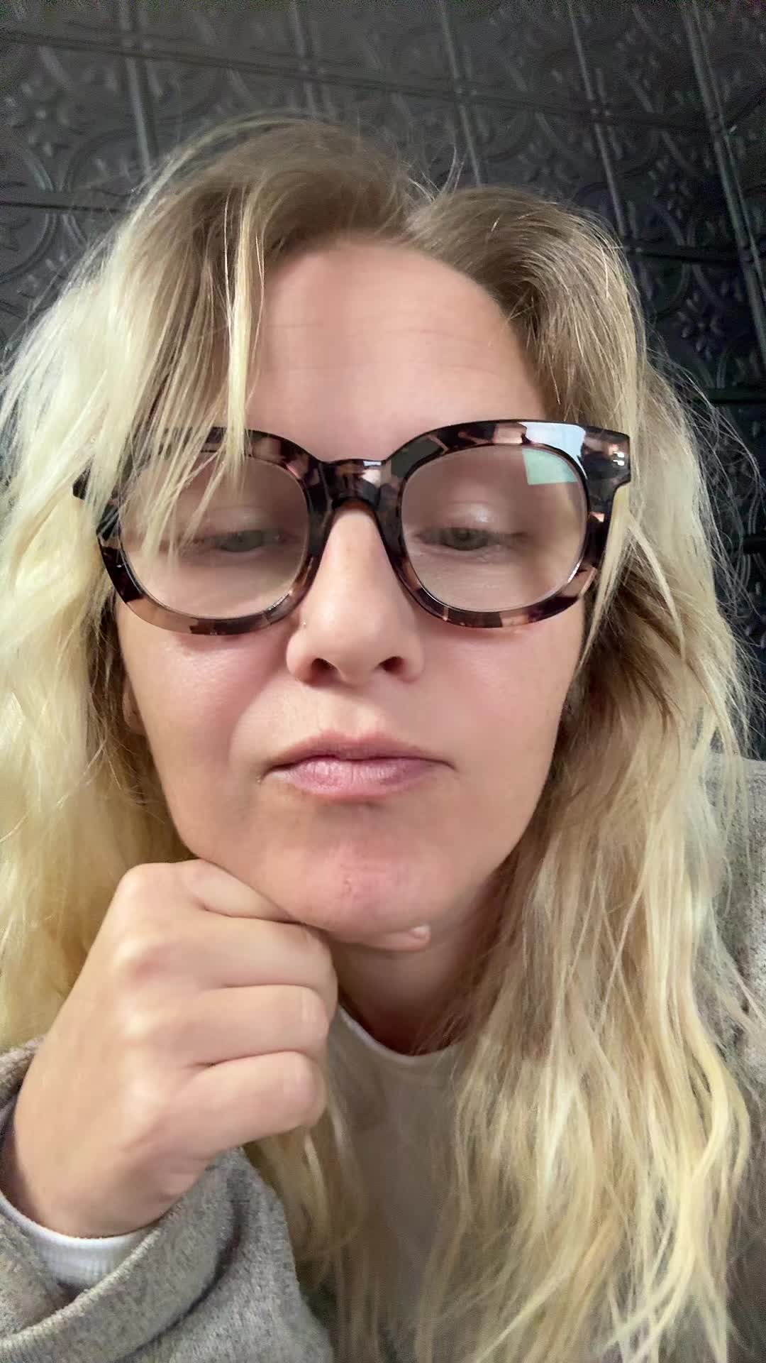 @ashesandgray.ce