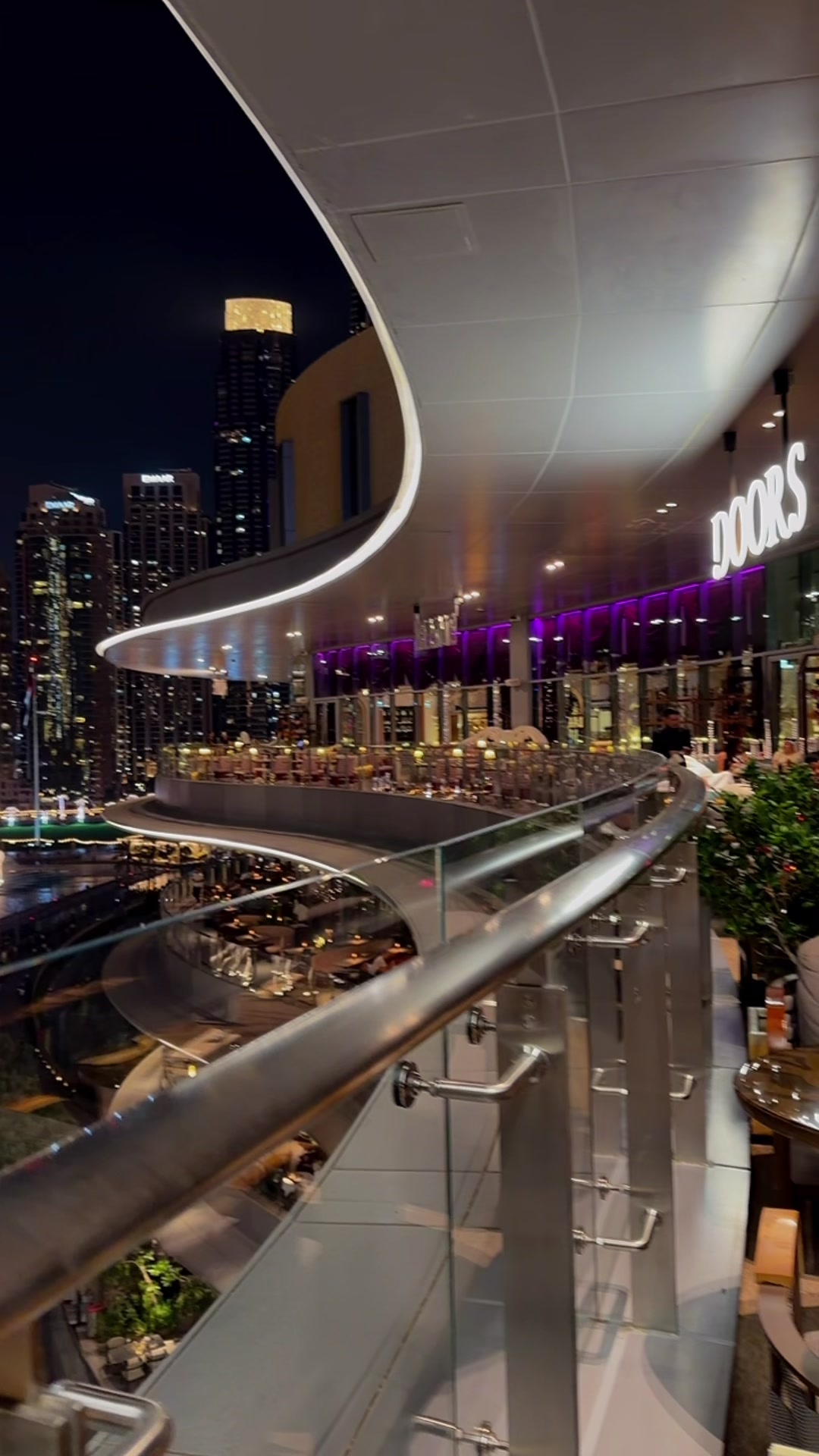 @Duba&iuml;