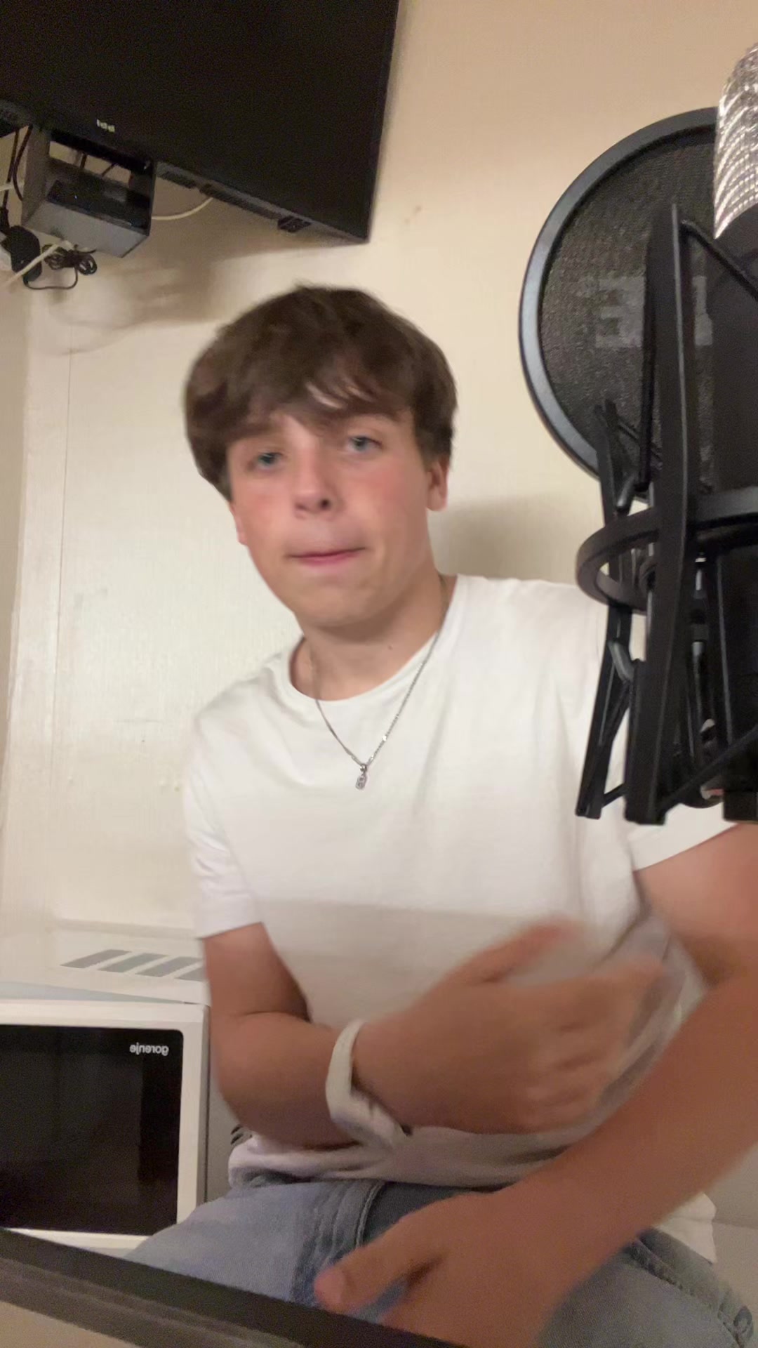@CASHFOll