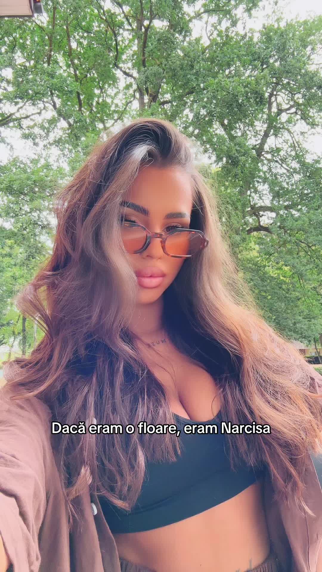 @𝓗𝓸𝓷𝓮𝔂 🍯