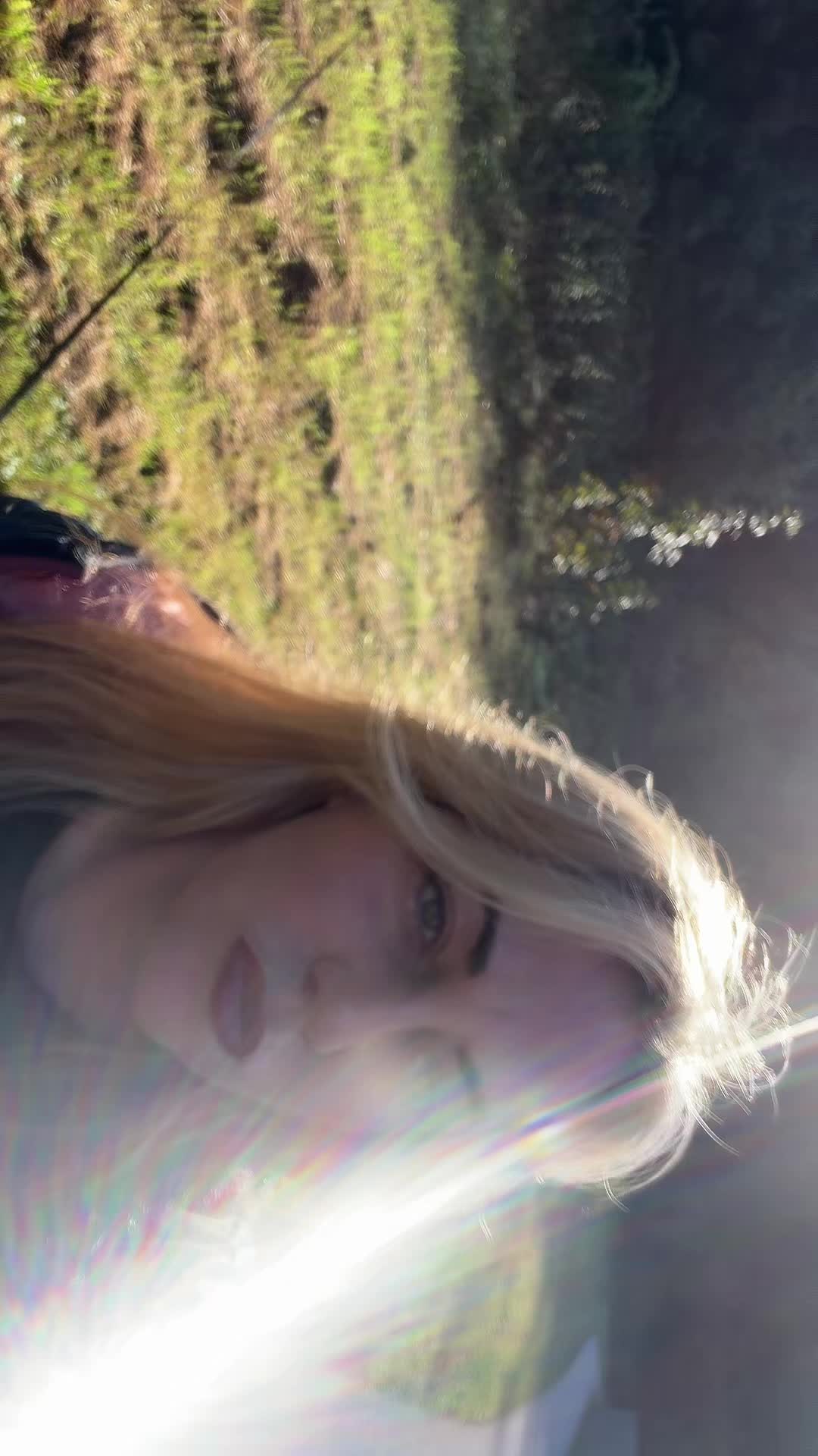 @Lara ❤️🖤❤️🍀