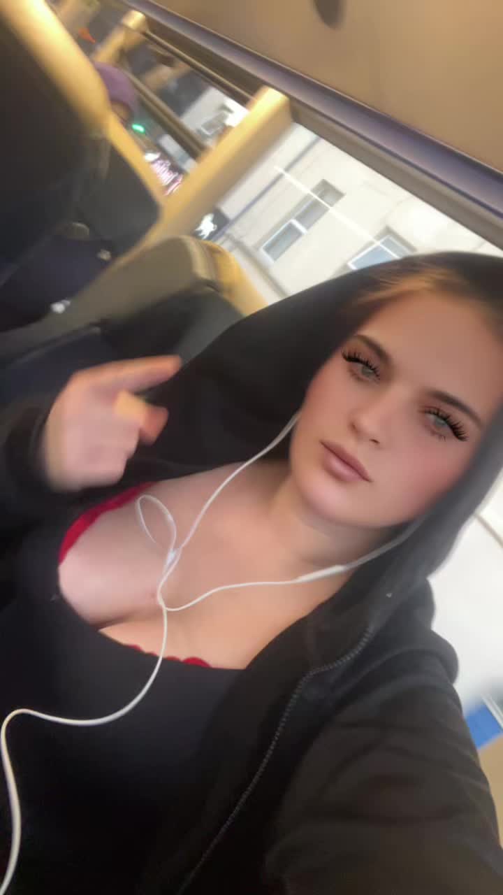 @Chloe Richards