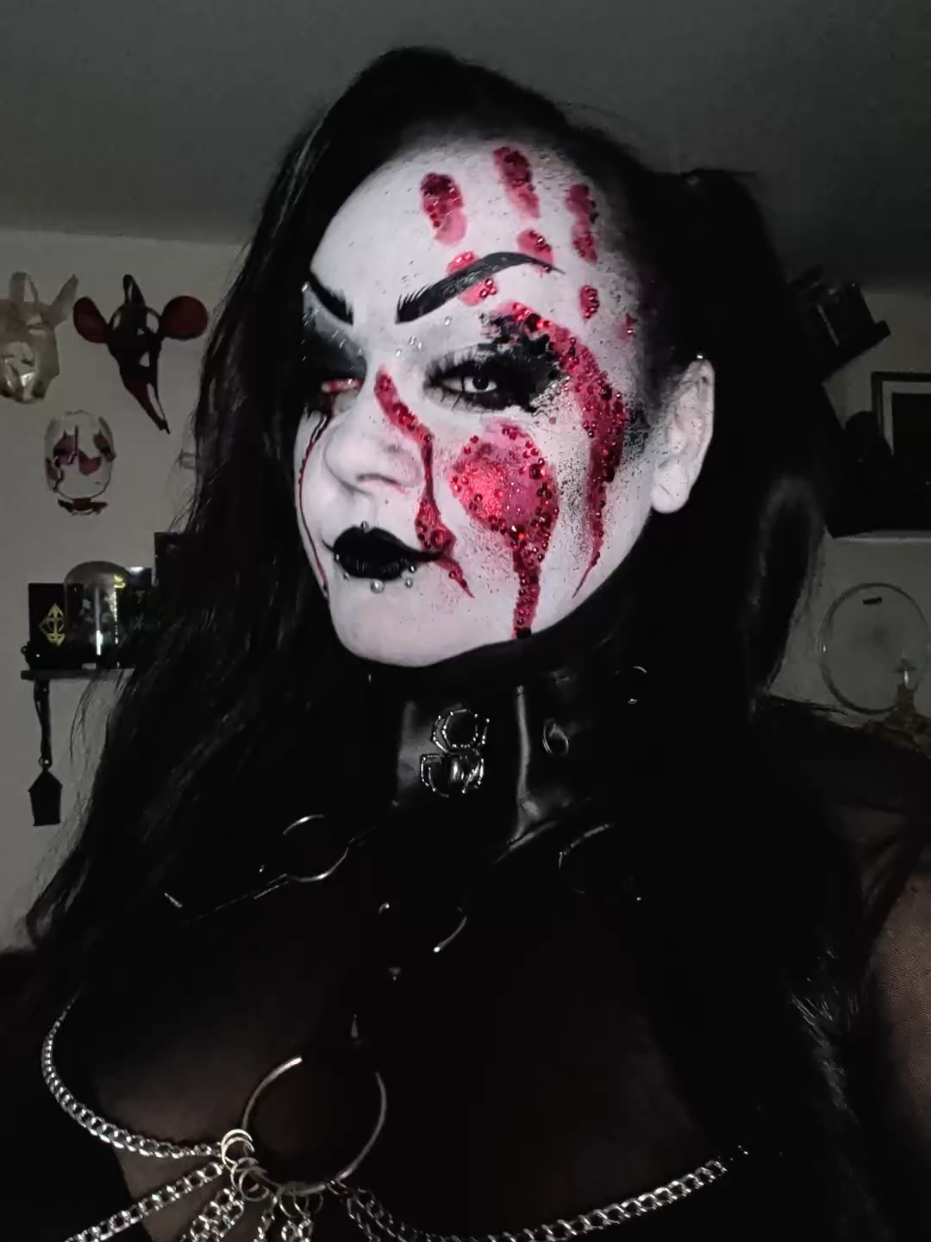 @Michaela_Shadow