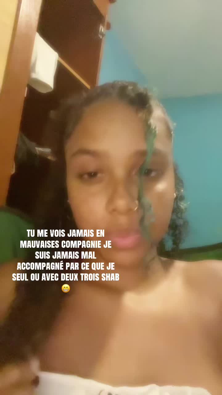 @Lylyss_😝