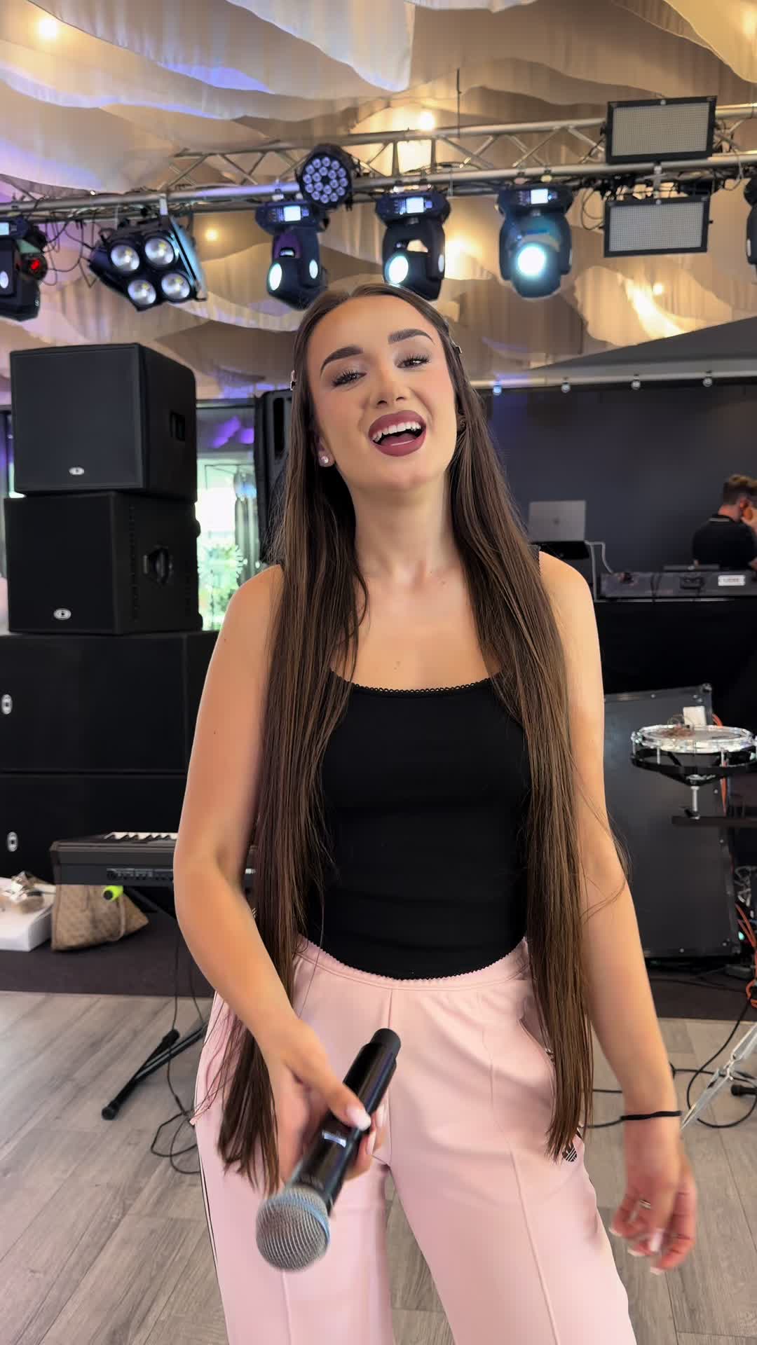 @Alexandra Cotruș