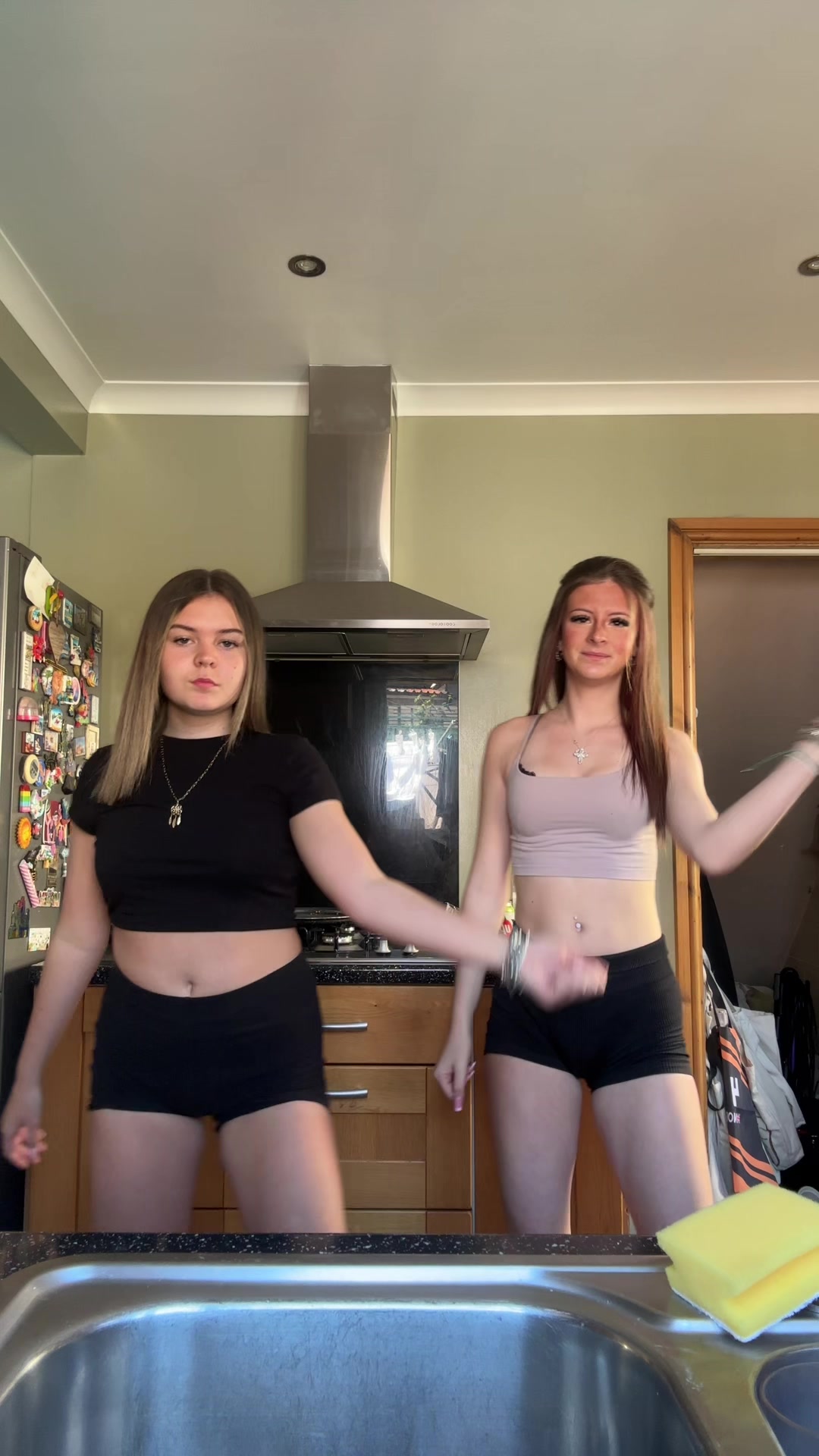 @Ellie and lilys life!