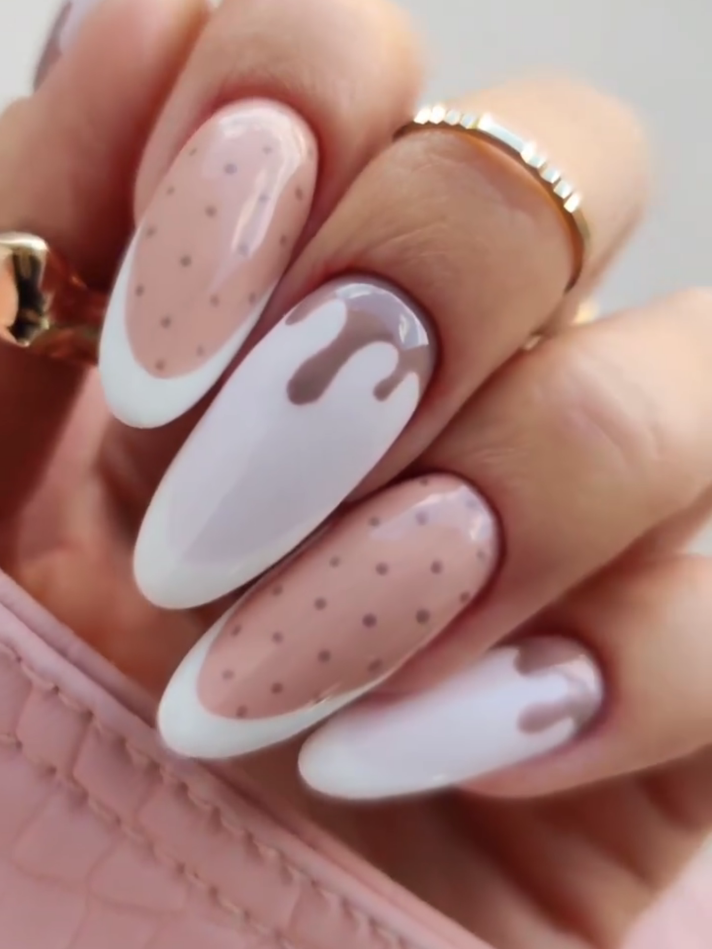 @Nails Company