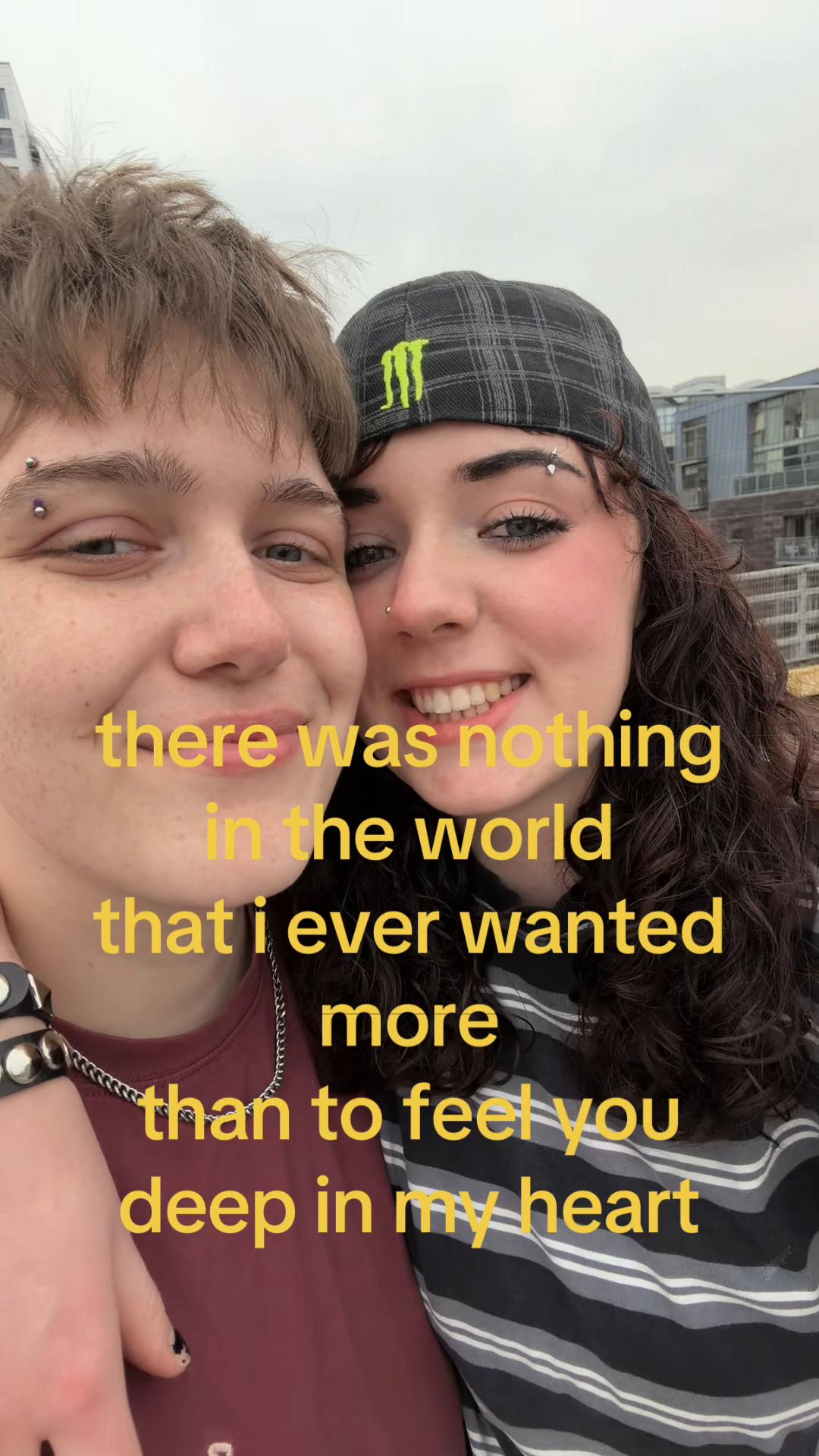 @𝔄dam