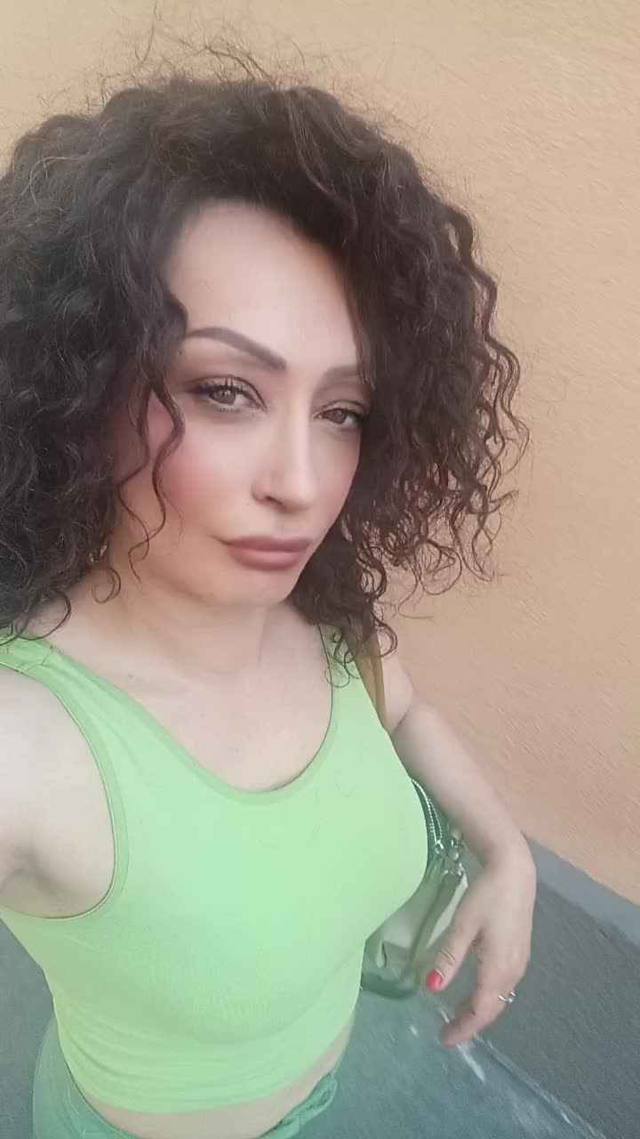 @Sabrina Martella