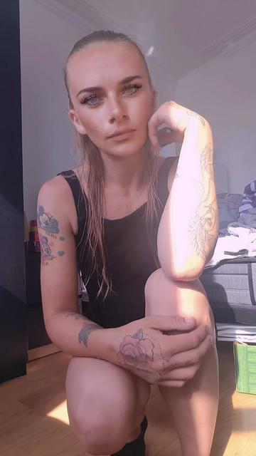 @Ice Queen Bitch 💋